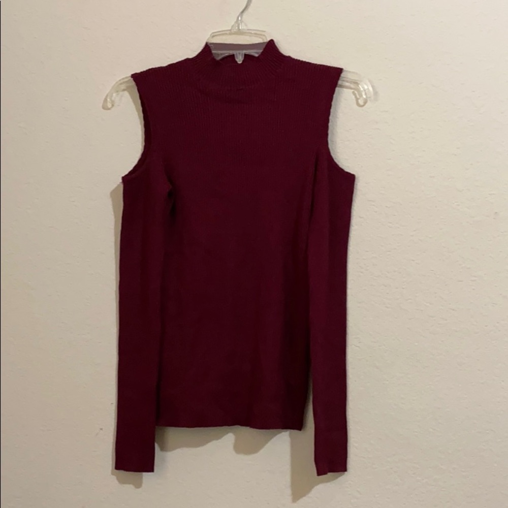 Wine colored sleeveless top